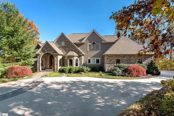 39 The Cliffs Parkway, Landrum, SC 29356