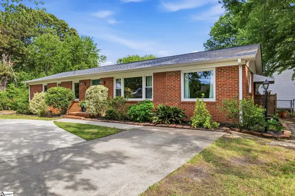 202 Lanewood Drive, Greenville, SC 29607