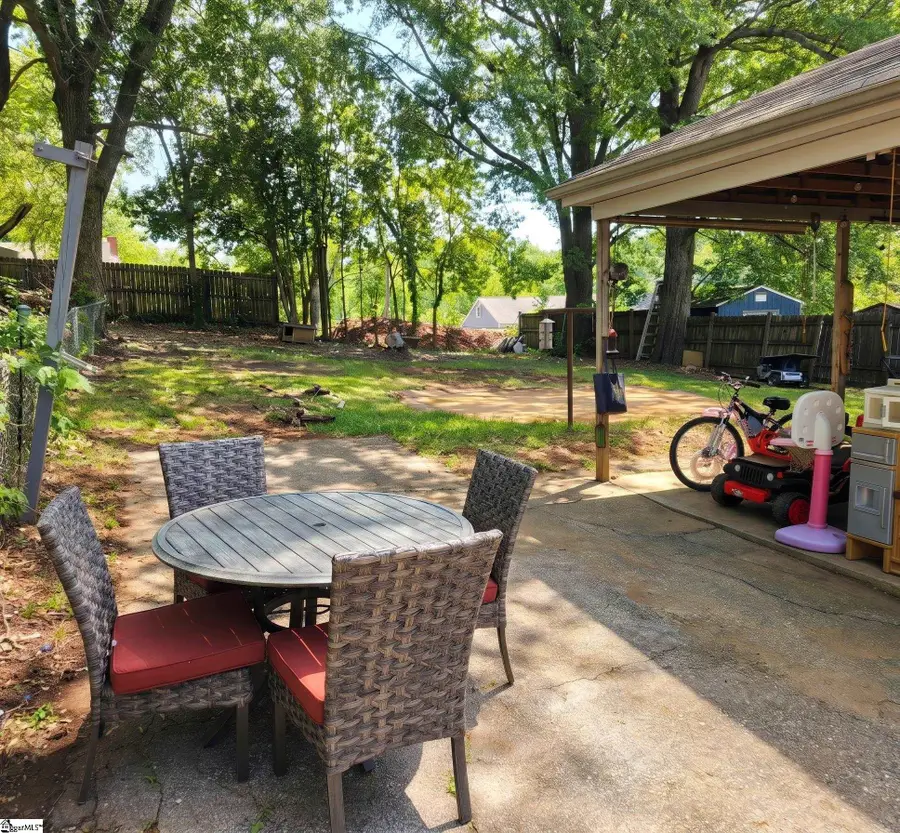 18 Dixie Avenue, Greenville, SC 29607 - #2