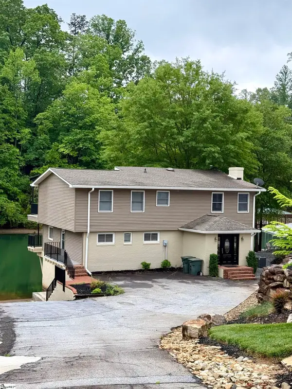 1200 Loran Pointe Circle, Seneca, SC 29672