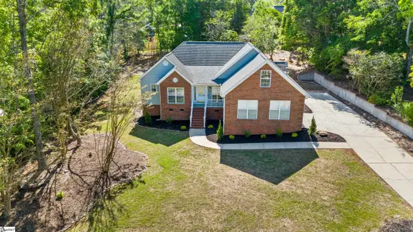 200 Holly Chase Drive, Piedmont, SC 29673