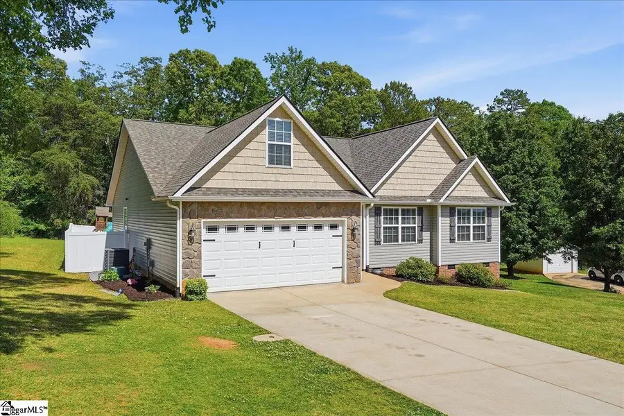 130 Saddlebrook Avenue, Pickens, SC 29671 - #2