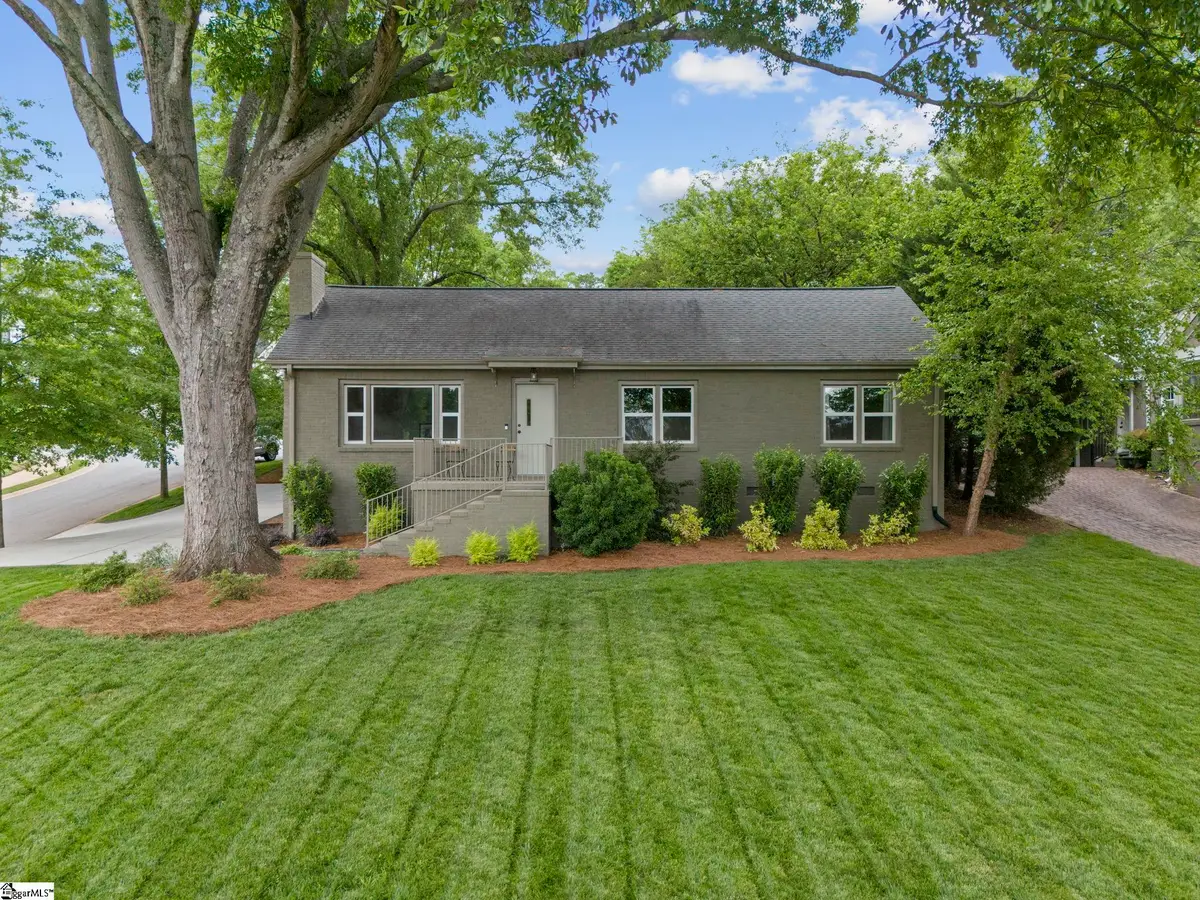 20 W Mountainview Avenue, Greenville, SC 29609 - #1