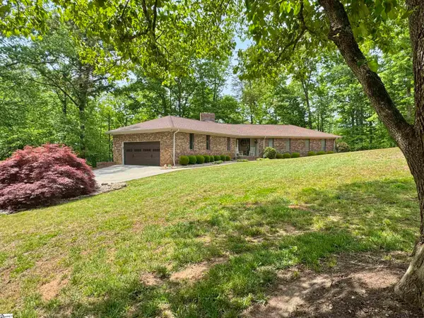 164 Creekside Drive, Pickens, SC 29671