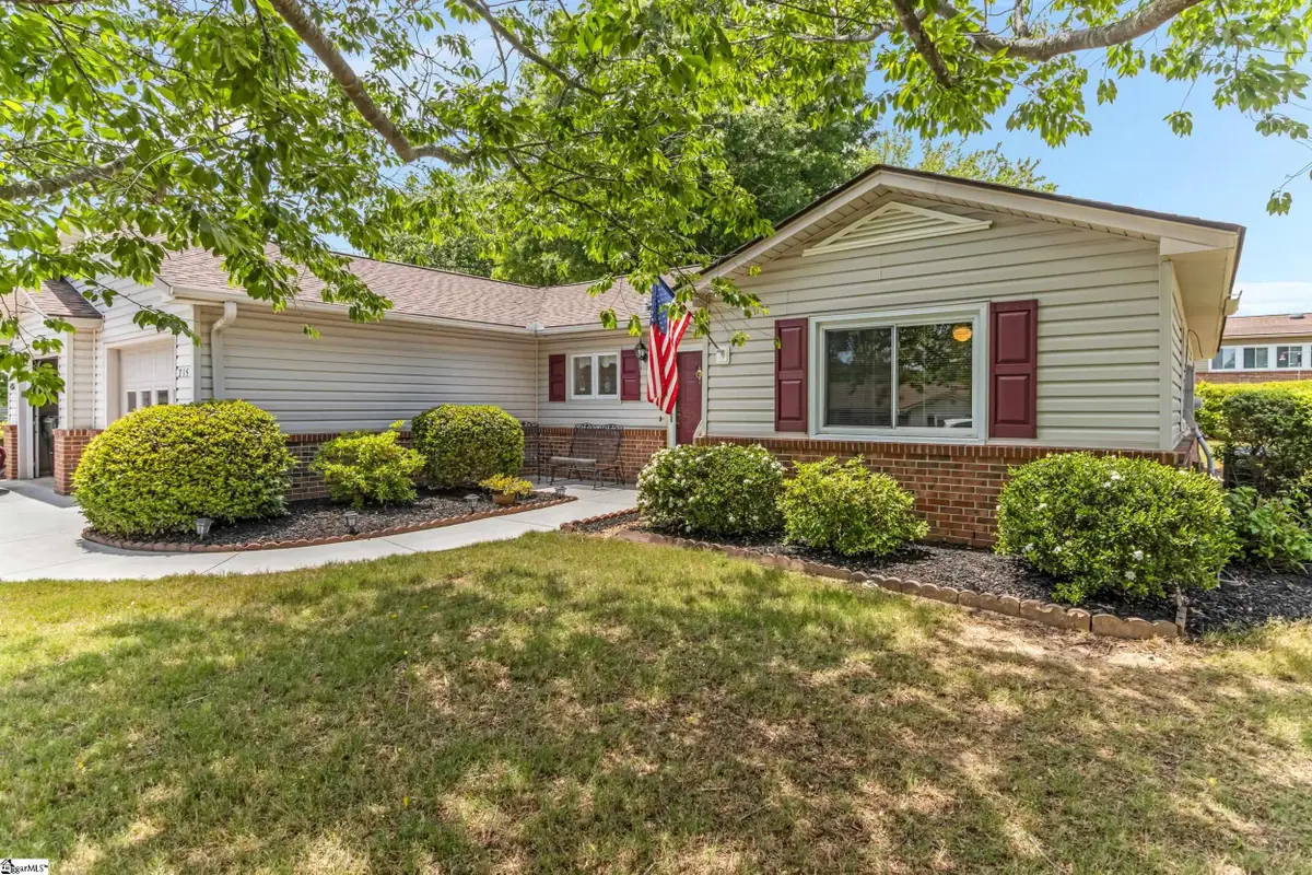 215 Lakeside Circle, Greenville, SC 29615 - #1
