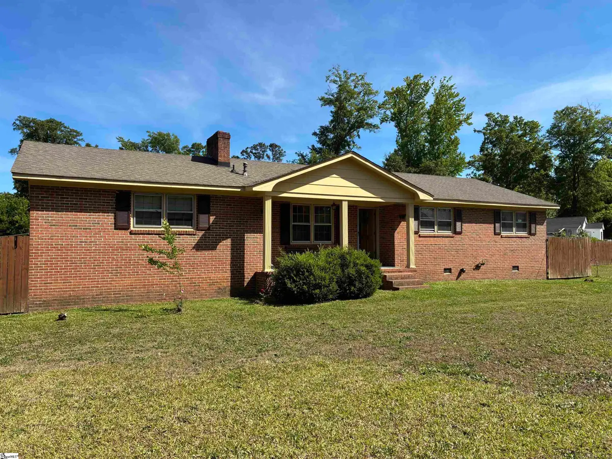 308 N Adair Street, Clinton, SC 29325 - #1