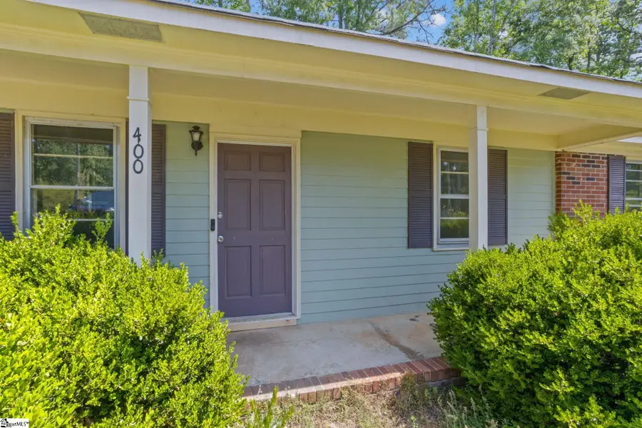 400 Meadow Road, Laurens, SC 29360 - #3