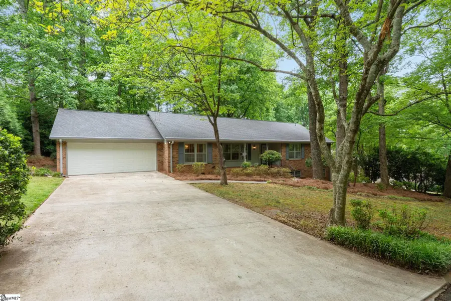 205 Oak Ridge Court, Greer, SC 29650 - #3