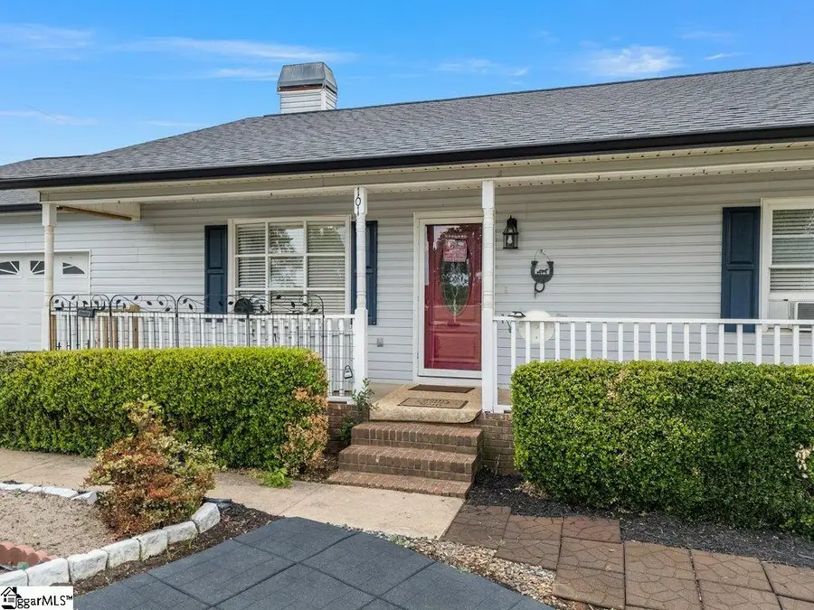 101 Springside Drive, Boiling Springs, SC 29316 - #3