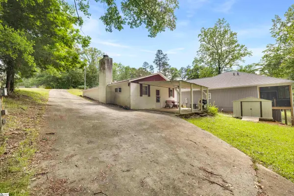 213 Portman Drive, Townville, SC 29389