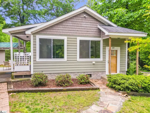 189 Friendly Circle, Saluda, NC 28773