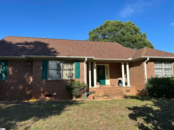 112 Arnold Road, Pelzer, SC 29669