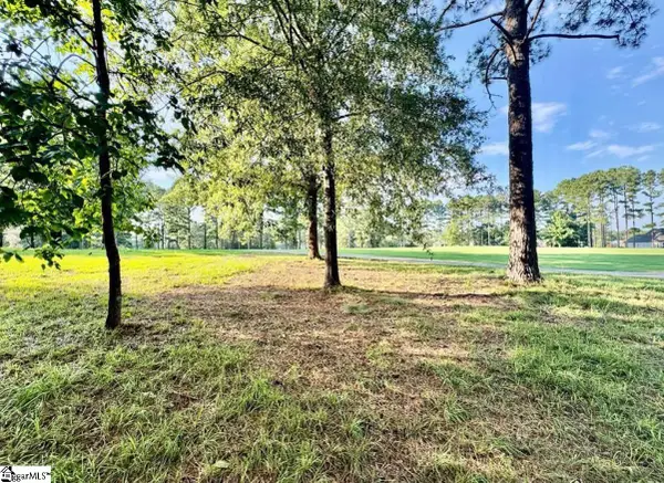 409 Grand Harbor Boulevard, Ninety Six, SC 29666