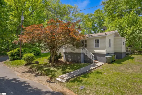 136 Wilford Street, Pickens, SC 29671