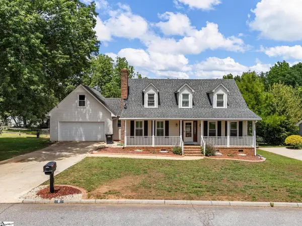 6 Hudders Creek Way, Simpsonville, SC 29680