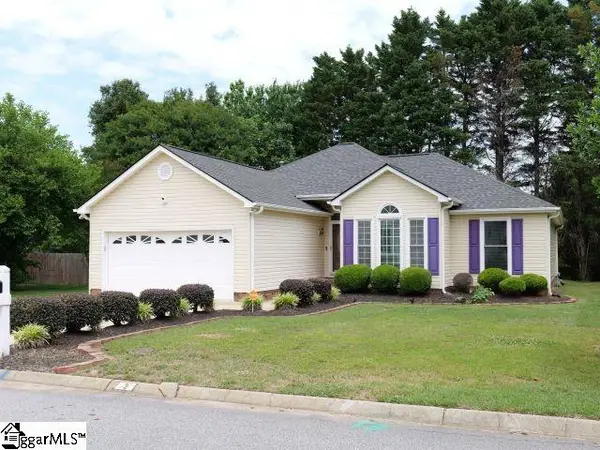 2 Tearose Lane, Simpsonville, SC 29681