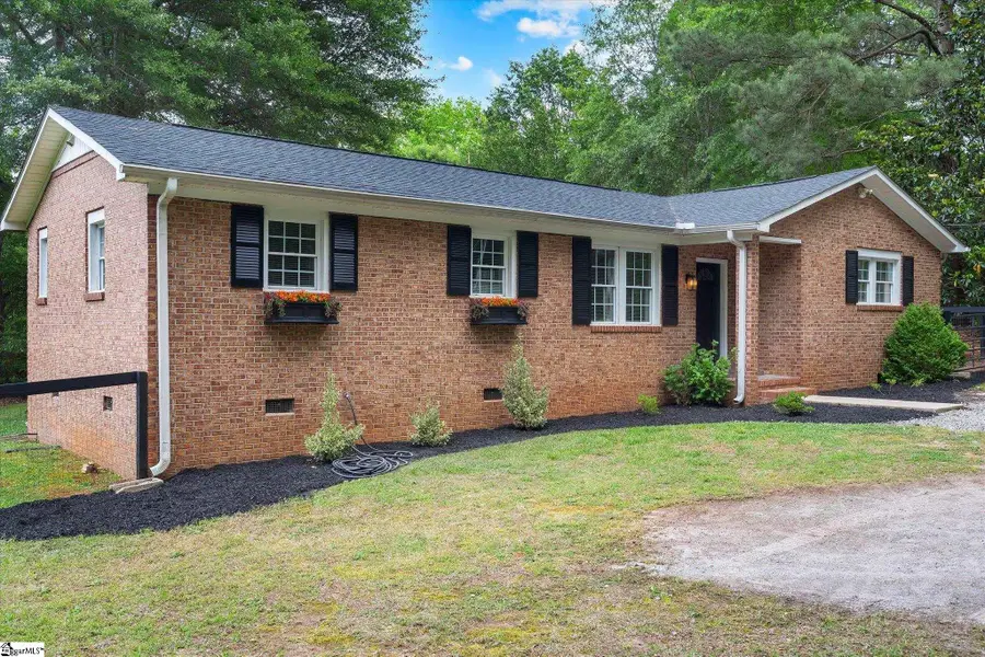 110 Lyons Court, Simpsonville, SC 29681 - #3