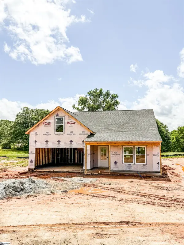 17994 Hwy 101 S, Gray Court, SC 29645