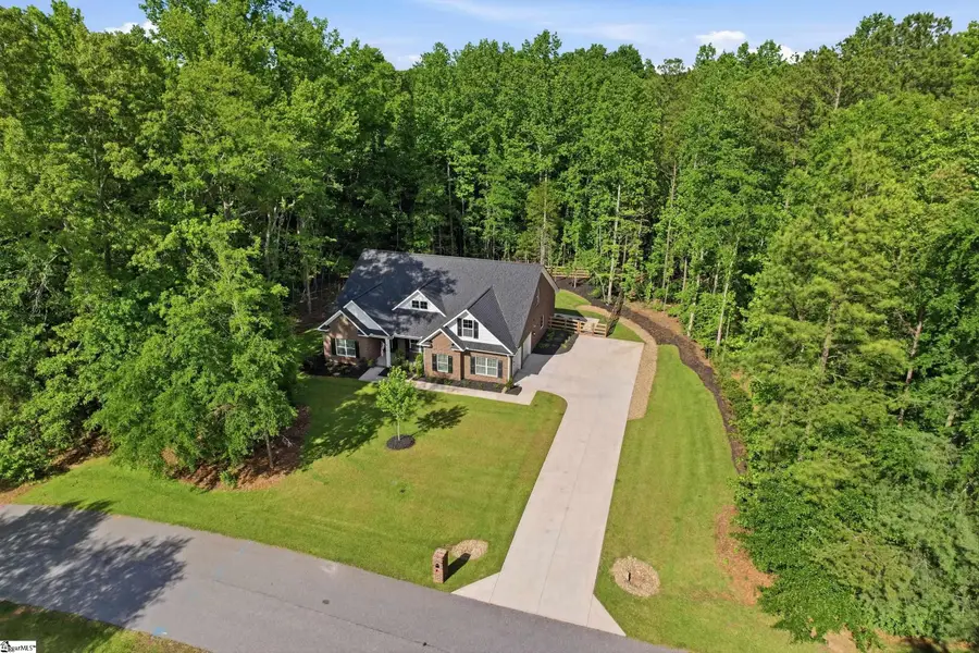 218 Adair Place, Laurens, SC 29630 - #2