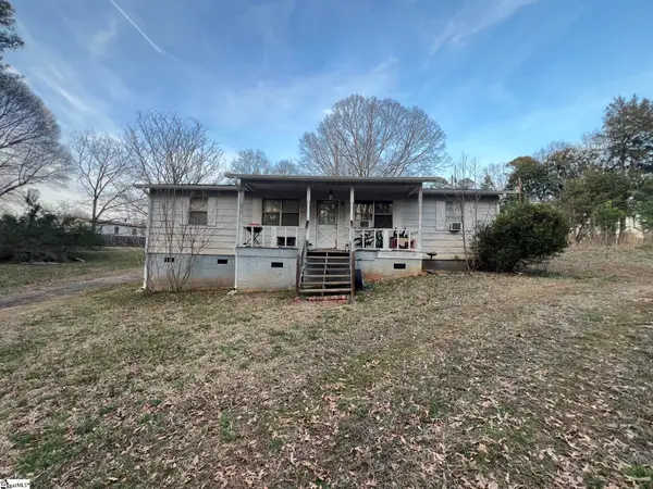 121 Holy Street, Spartanburg, SC 29307