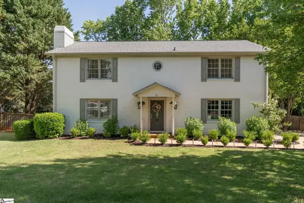 21 Cobblestone Road, Greenville, SC 29615