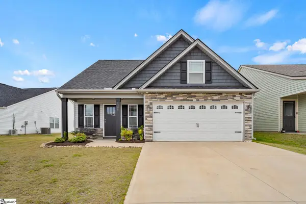 1386 Romany Court, Boiling Springs, SC 29316
