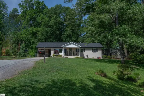 206 Live Oak Way, Taylors, SC 29687