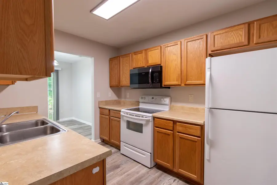 20 Greensboro Court, Greenville, SC 29617 - #2