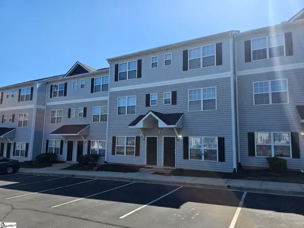 122 University Village Drive, Central, SC 29630