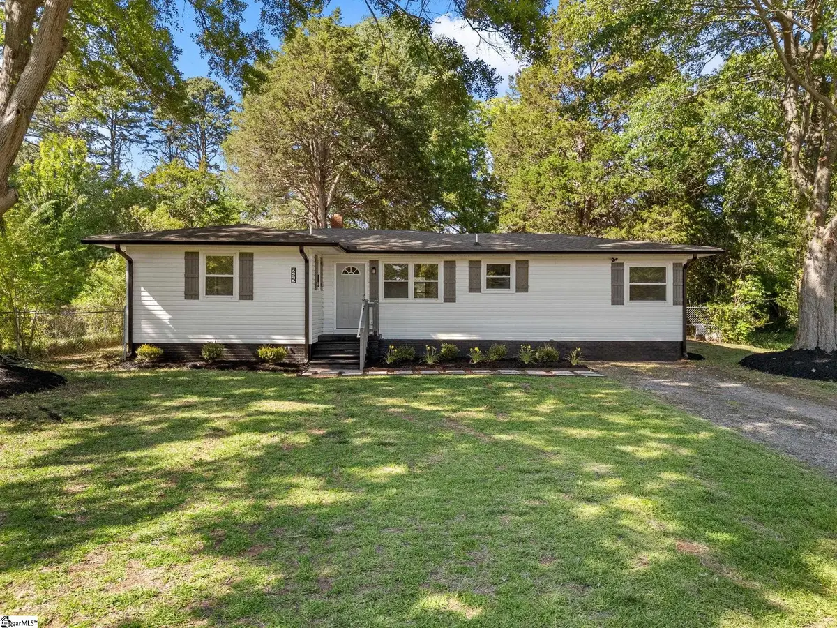 255 Hazelwood Avenue, Spartanburg, SC 29302 - #1