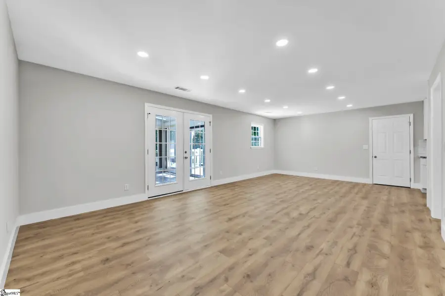 15 Longmeadow Road, Taylors, SC 29687 - #2