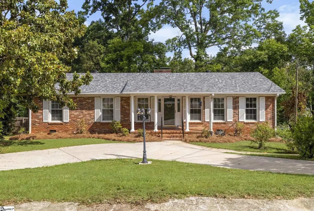 6 Chelsea Circle, Greenville, SC 29605 - #1