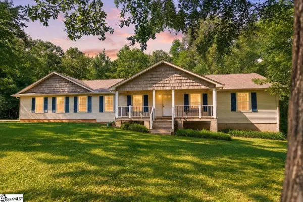 1040 Bennetts Bridge Road, Greer, SC 29651