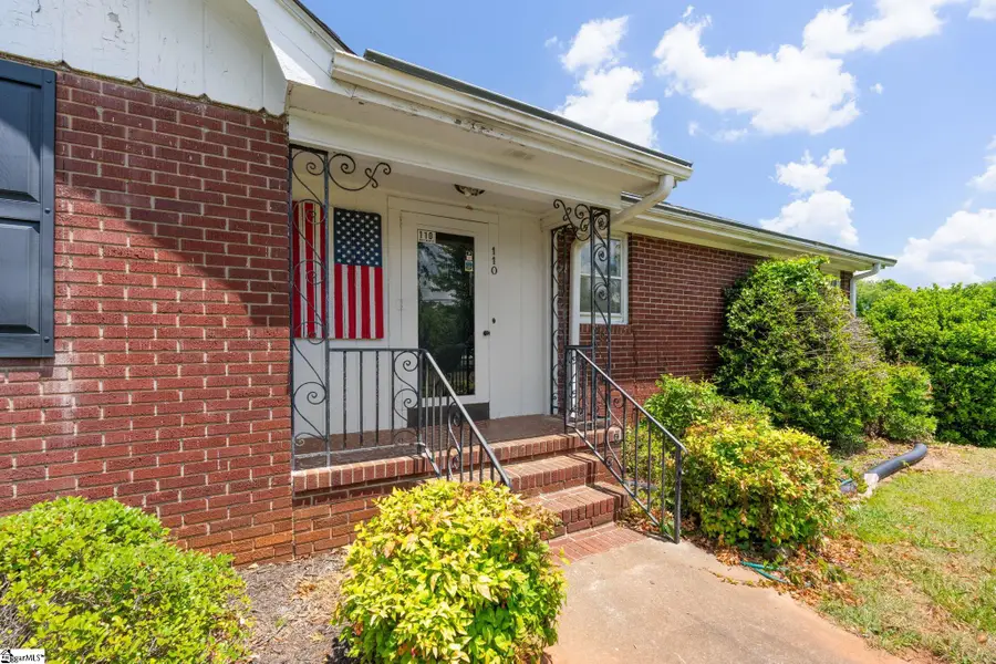 110 W Main Street, Duncan, SC 29334 - #2