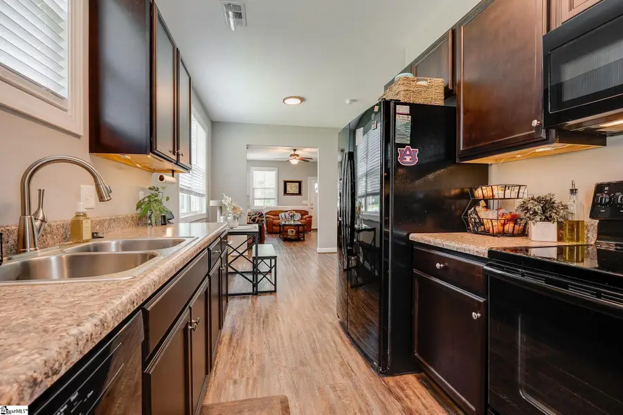 505 W D Avenue, Easley, SC 29640 - #3