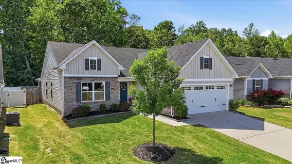 302 Stockland Trail, Fountain Inn, SC 29644