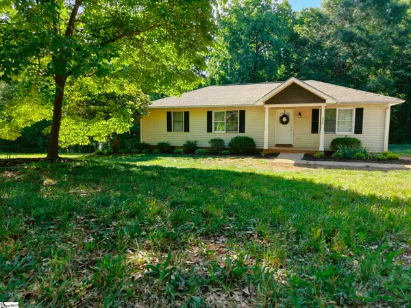 325 Brewton Road, Spartanburg, SC 29301