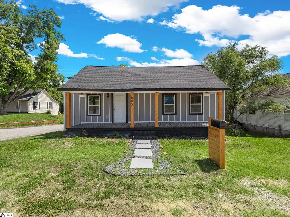 605 Gray Street, Woodruff, SC 29388 - #1