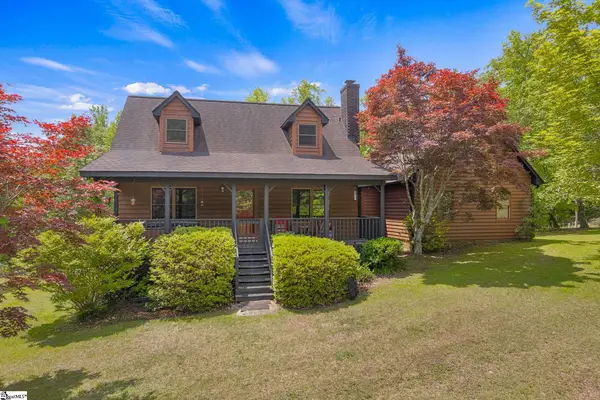 101 Pinnacle Falls, Pickens, SC 29671
