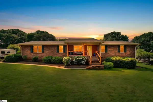 205 Oxmoor Drive, Anderson, SC 29625
