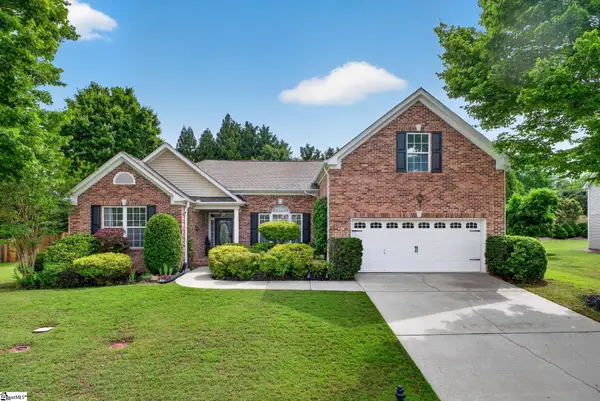 305 Stayman Court, Simpsonville, SC 29681