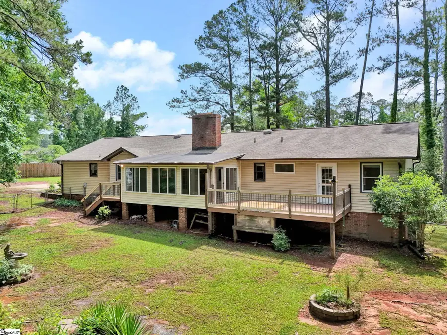 108 Devon Court, Greenwood, SC 29649 - #3