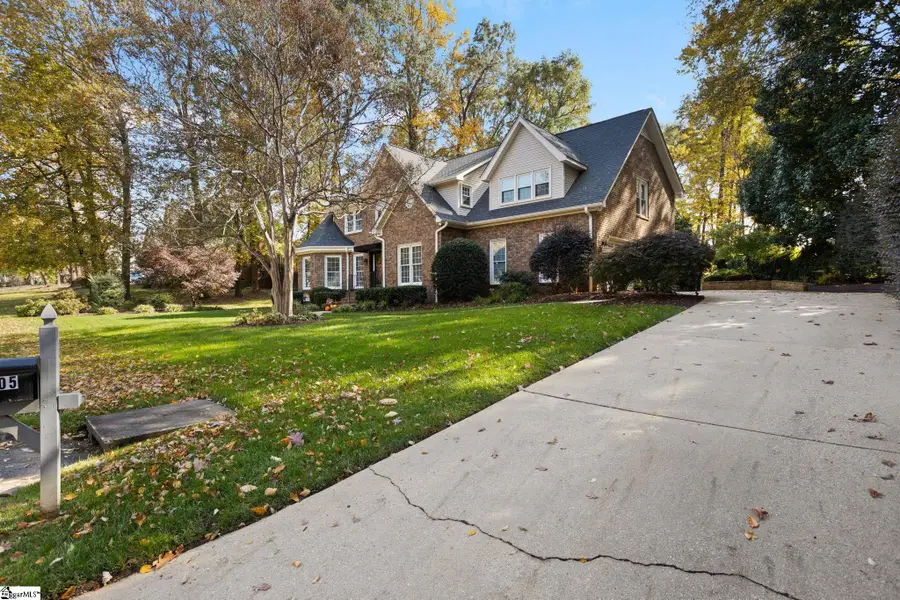 805 E Silverleaf Street, Greer, SC 29650 - #3