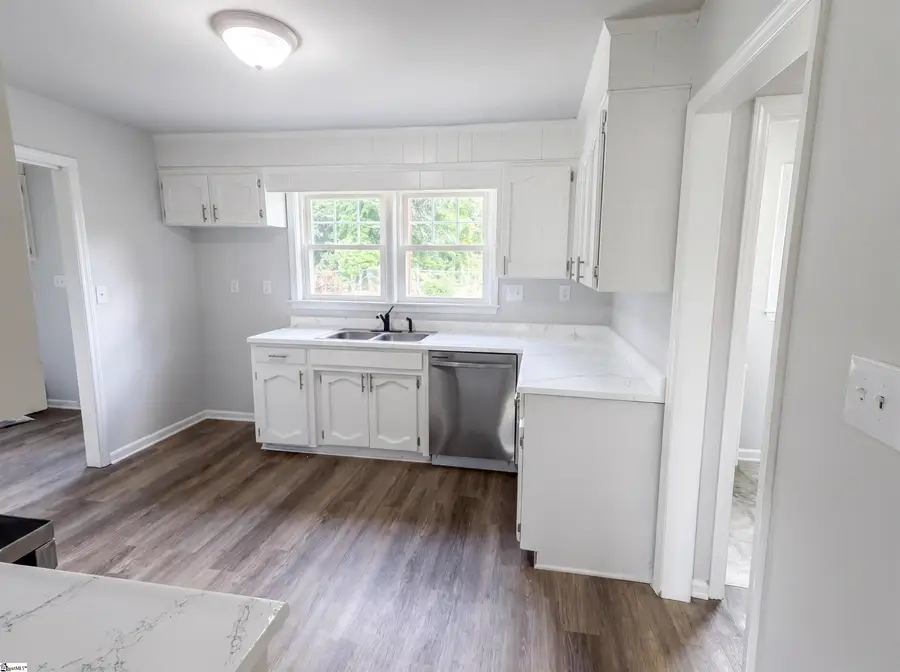 4 Willowood Drive, Spartanburg, SC 29303 - #2