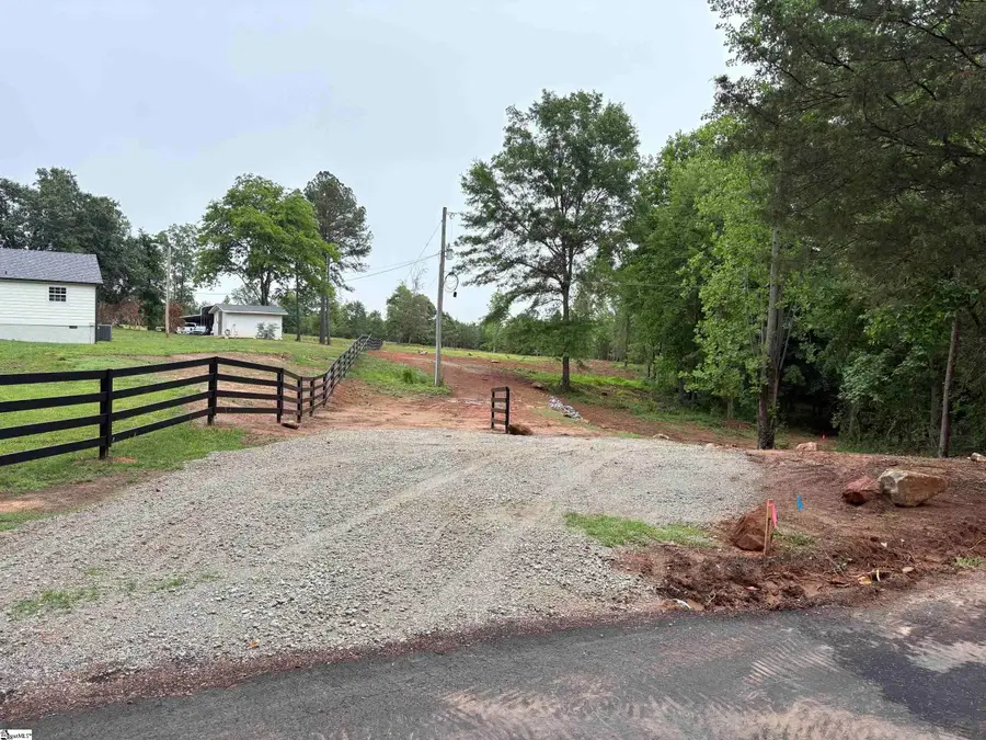 399 S Nelson Drive, Fountain Inn, SC 29644 - #3