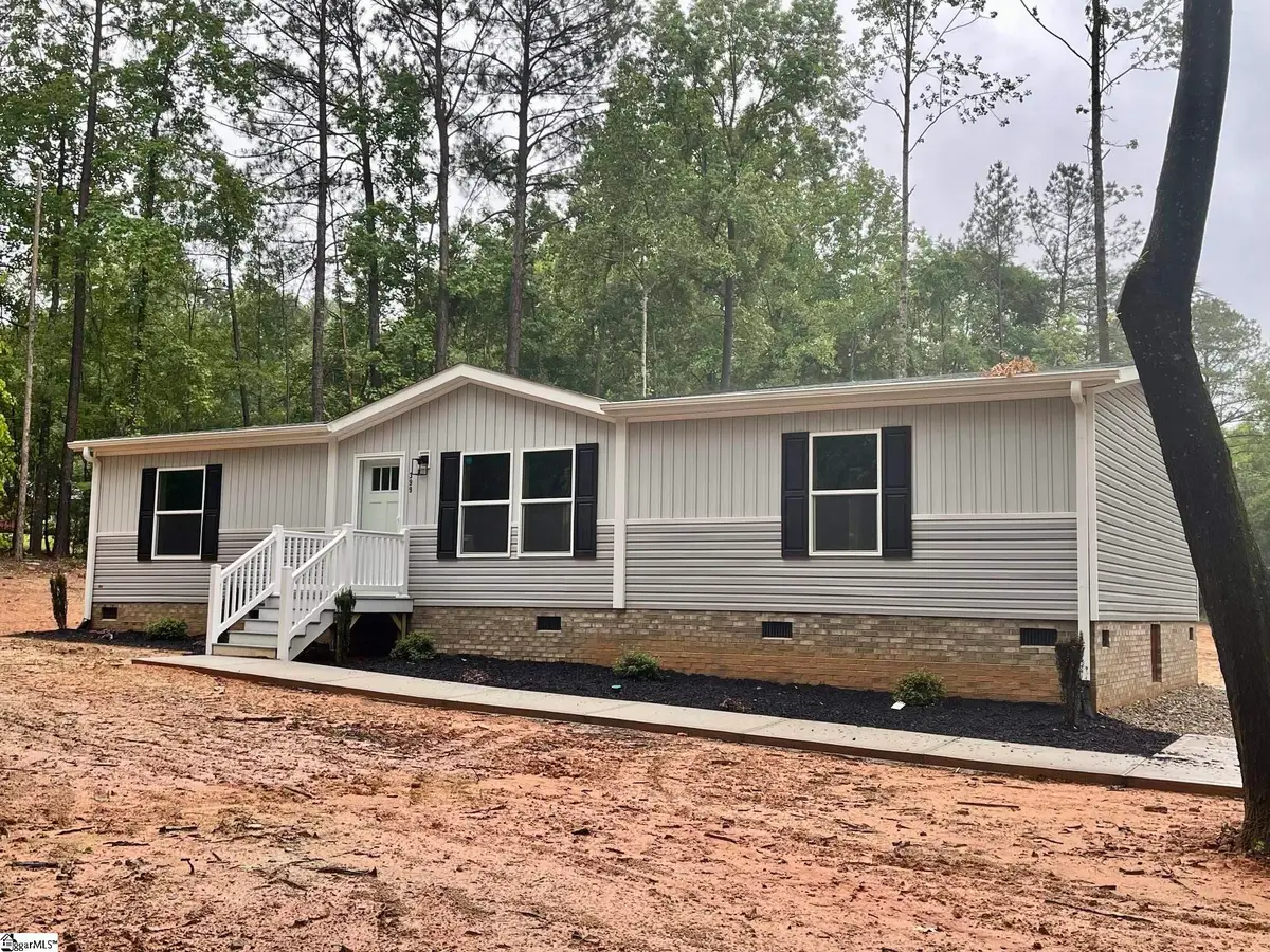 399 Charles Street, Enoree, SC 29335 - #1