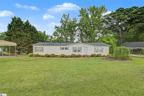 1754 Memorial Drive Extension, Greer, SC 29651-6165