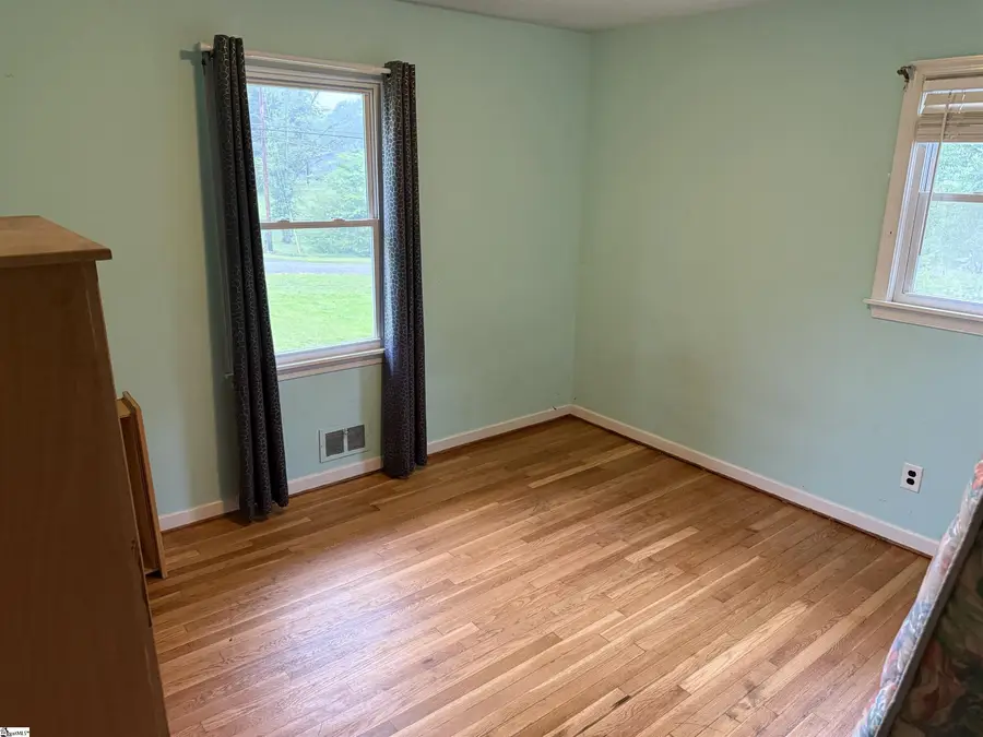 3855 Maid Marion Lane, Spartanburg, SC 29302 - #2
