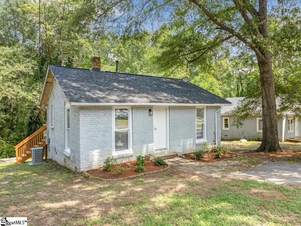 102 Helen Street, Spartanburg, SC 29301 - #1