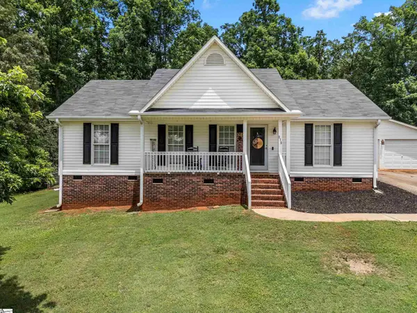 315 Double Bridge Road, Boiling Springs, SC 29316